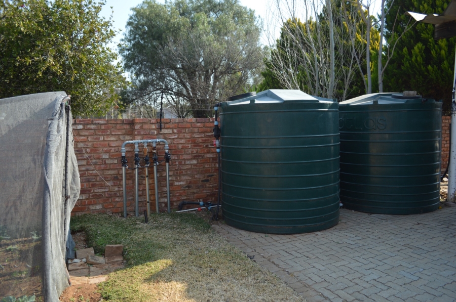 4 Bedroom Property for Sale in Flamwood North West